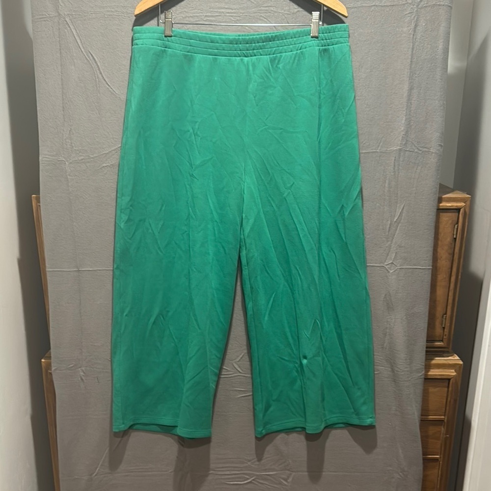 Scoop Vibrant Green Wide Leg Pants